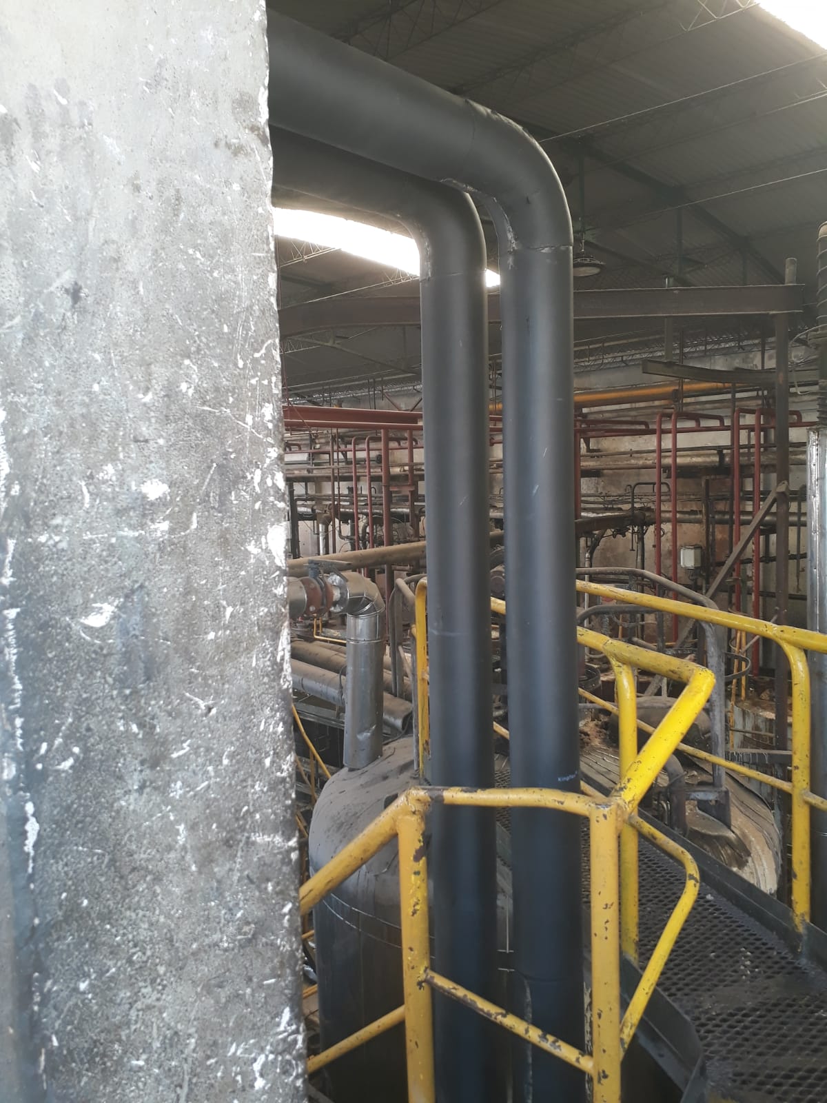 Perfiles estructurales preparados para el montaje